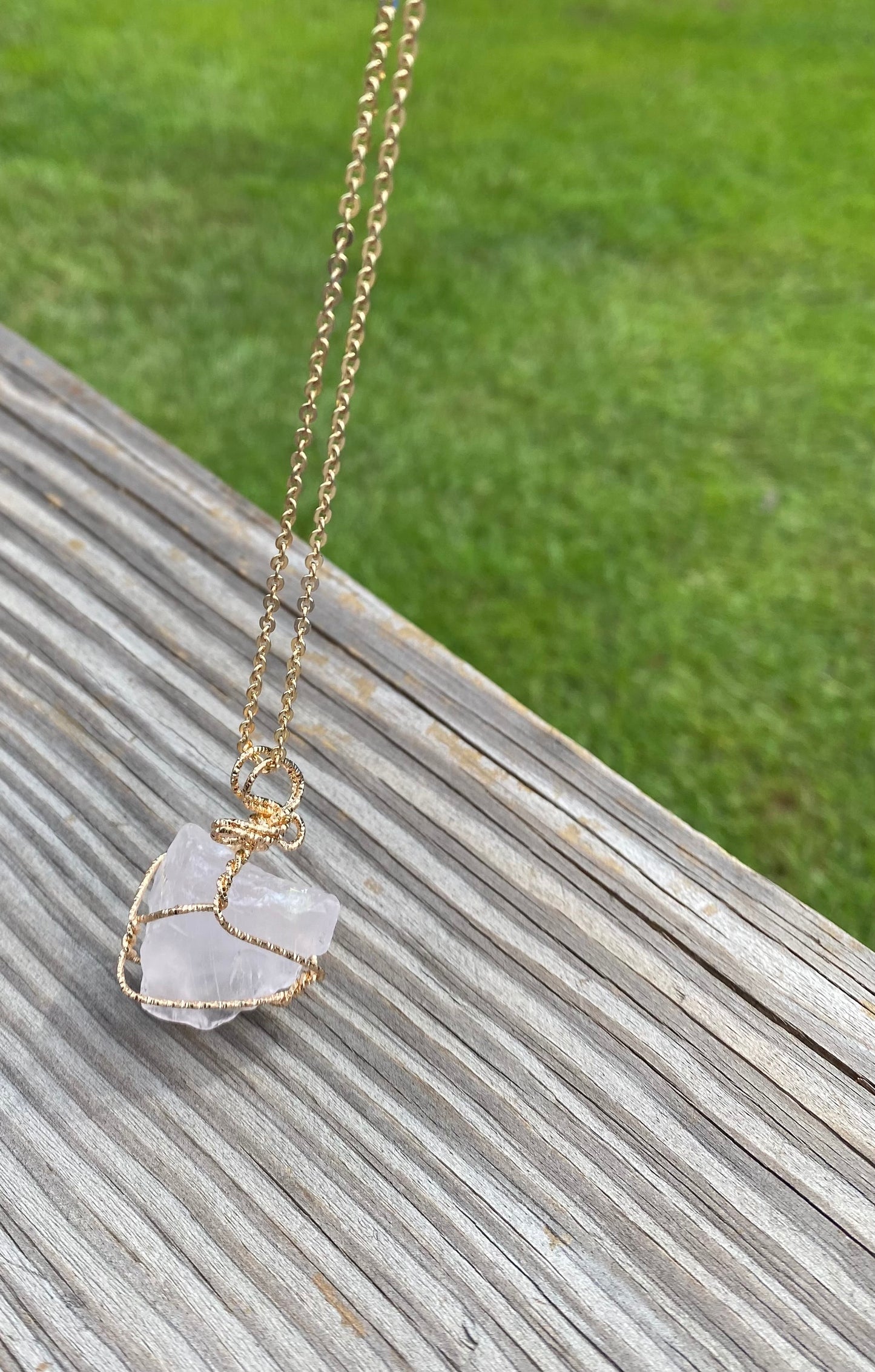 ROSE QUARTZ necklace