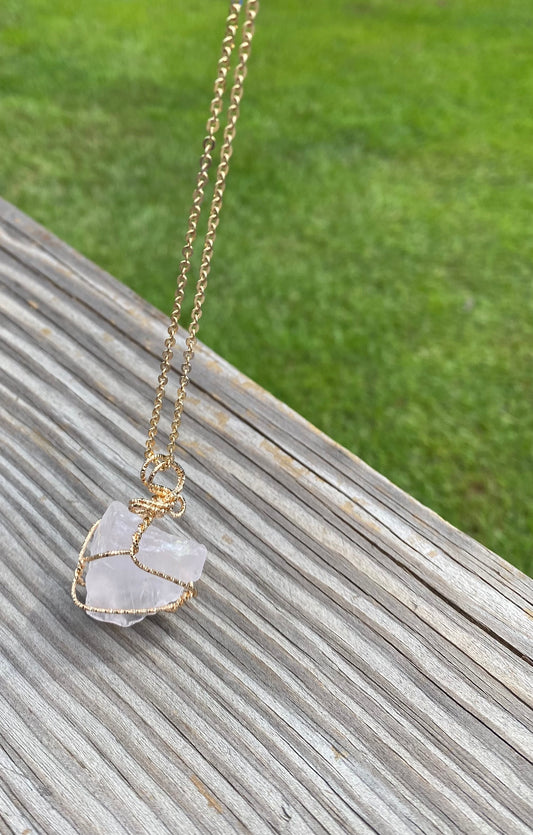 ROSE QUARTZ necklace